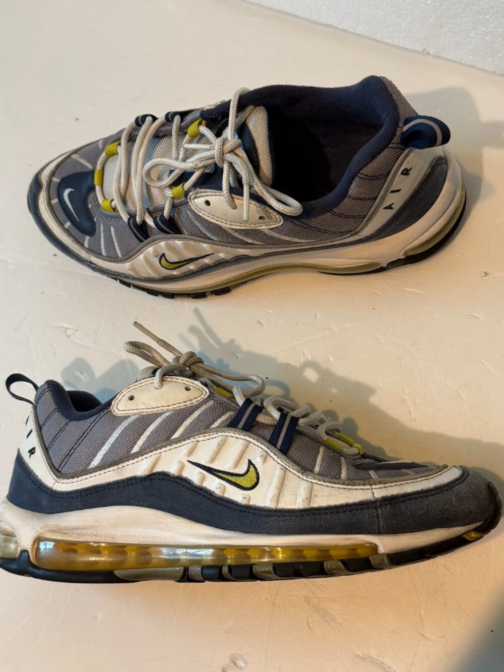 Nike Air Max 98 Tour Yellow Gray Mens Size 10 OG Retro Michigan Blue 640744-105